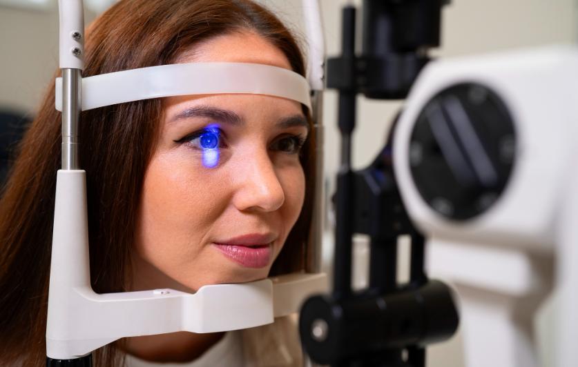 Advanced Cataract Surgery (Phaco  Laser)